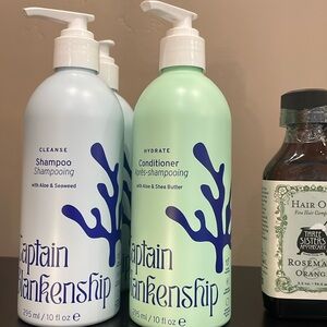 Captain Blankenship, aloe and Shea butter conditioner.